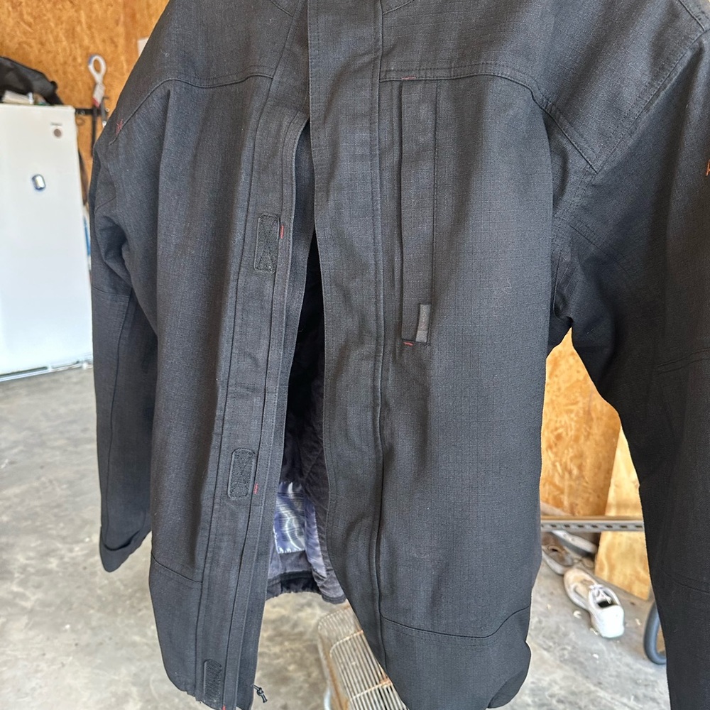 Ariat Men's Charcoal Field Jacket - Picture 7 of 7